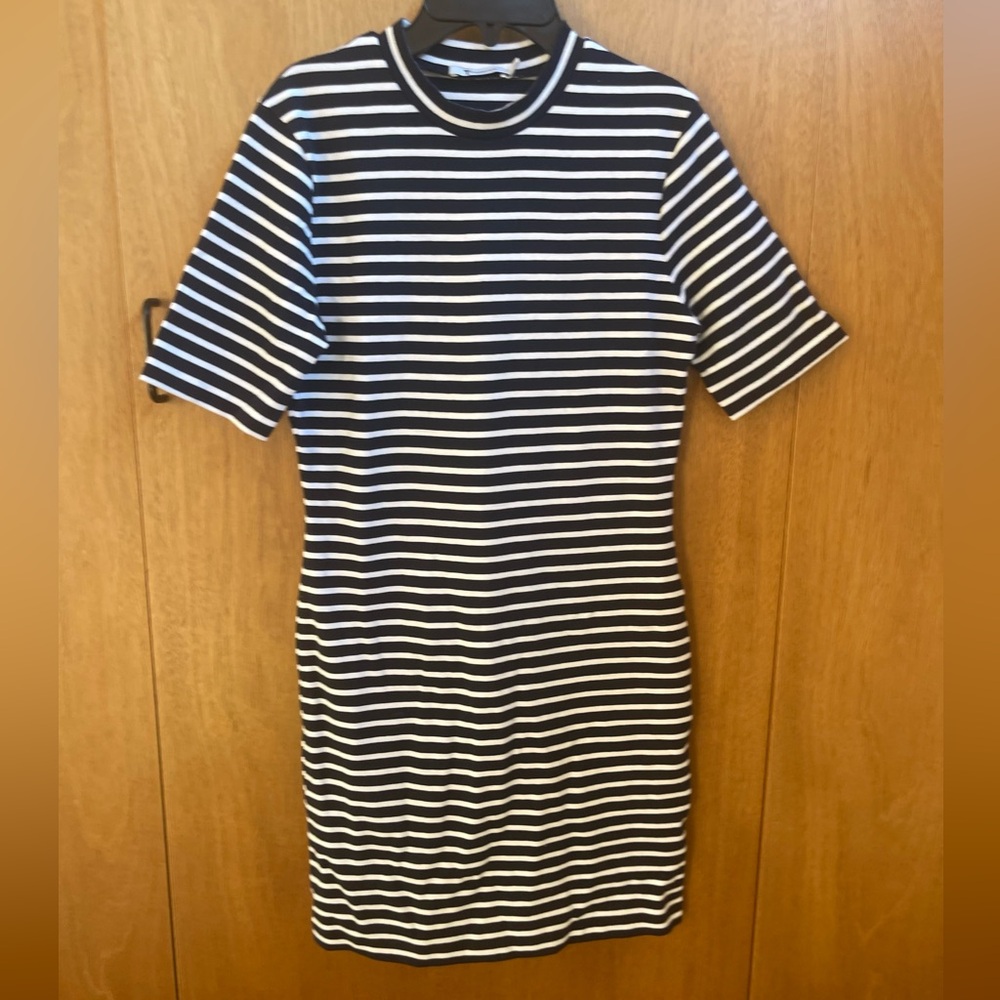 T by Alexander wang striped short sleeve dress - medium- blue/white